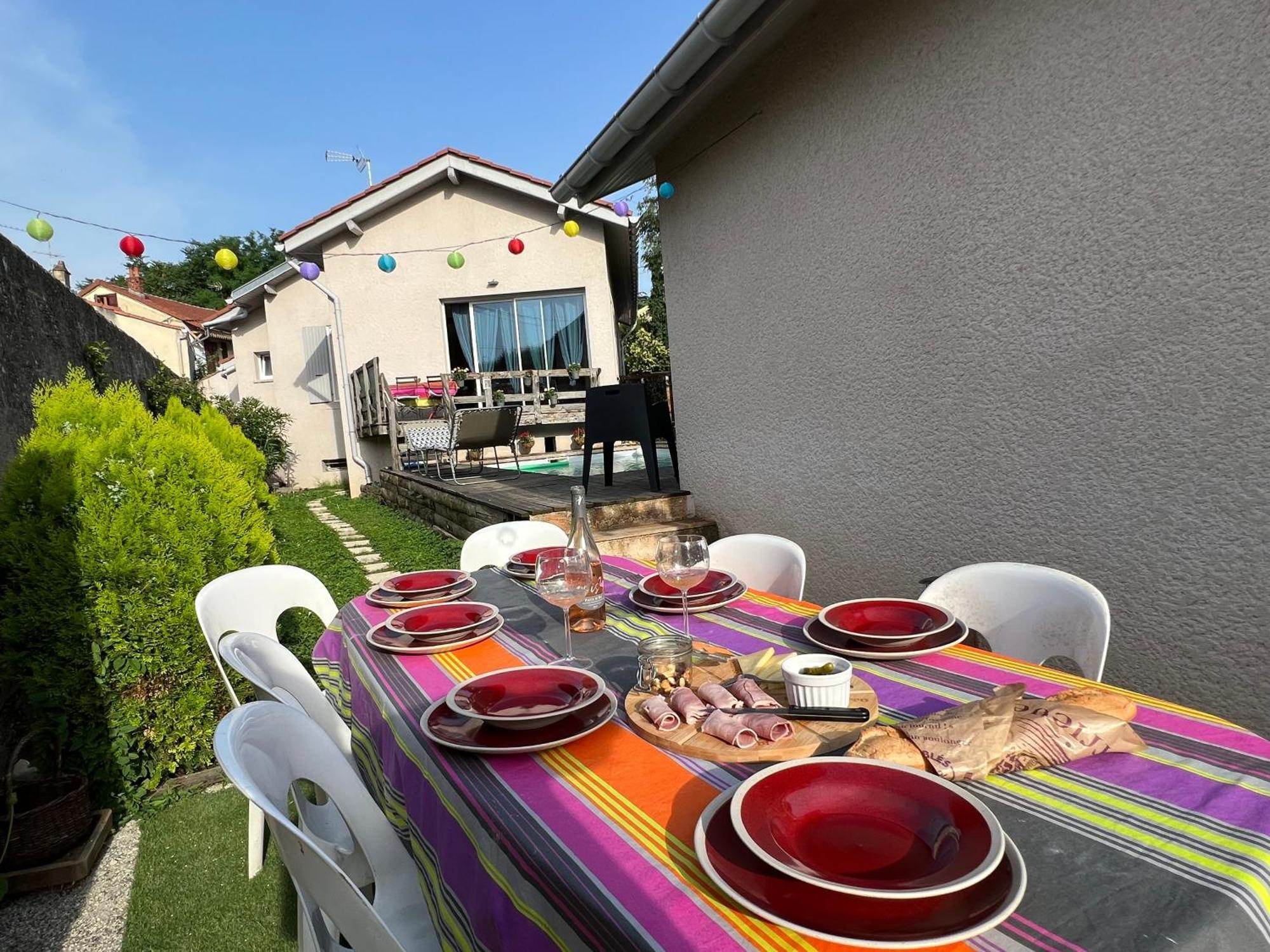 Le Nid Kalain Villa Bourg-les-Valence Bagian luar foto